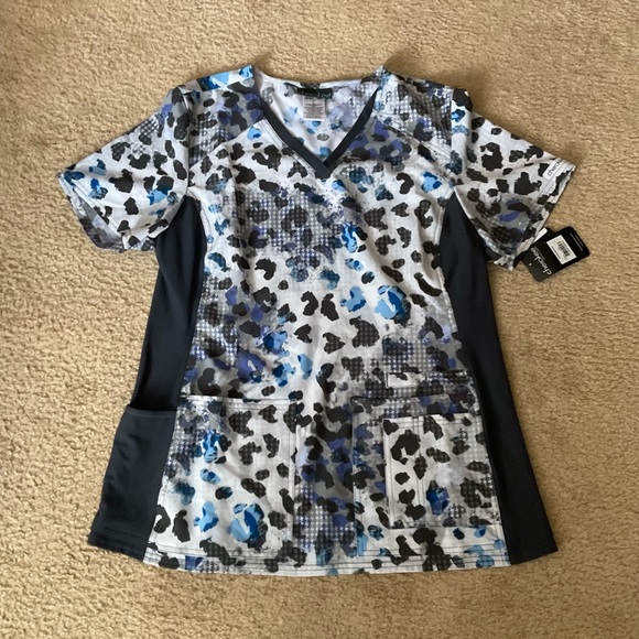 Women’s NWT Scrub Uniform by Cherokee - Picture 2 of 6